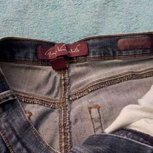 Gloria Vanderbilt Ladies Denim Blue Jeans